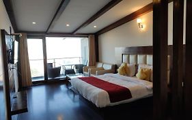Ahr Radha Residency - A Valley View Resort